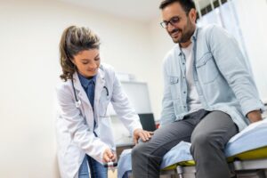 Jaki lekarz od bólu kolan?